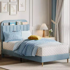 Letto a piattaforma per bambini imbottito in velluto con testiera contenitore