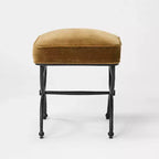Pouf quadrato imbottito con struttura in metallo e gambe verniciate a polvere da 42 cm